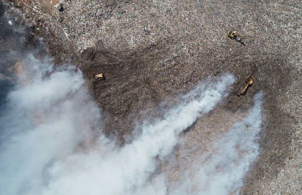 Focos de incendio en Cateura generan  gran contaminación en el ambiente - Nacionales - ABC Color