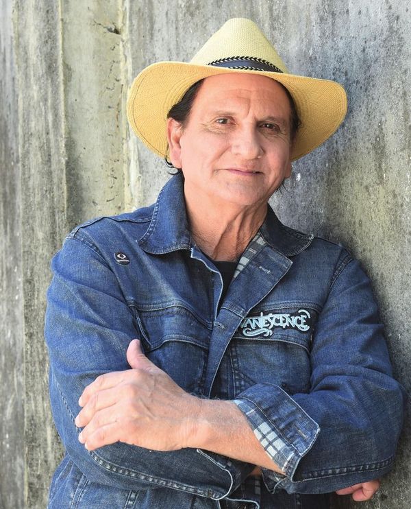 Falleció el cantante Rolando Percy - Música - ABC Color