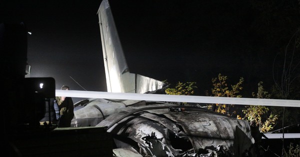 La Nación / Al menos 26 muertos en accidente de avión de entrenamiento en Ucrania