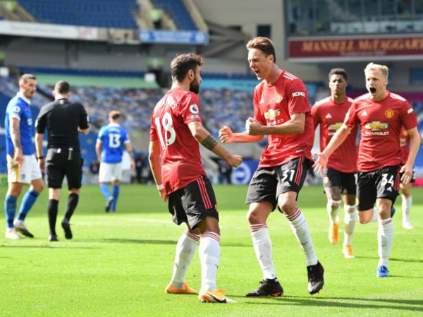 Manchester United triunfa sobre el final