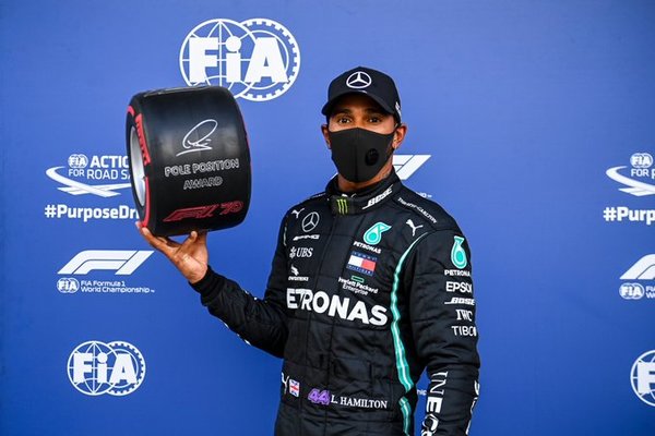 Otra pole para Lewis Hamilton