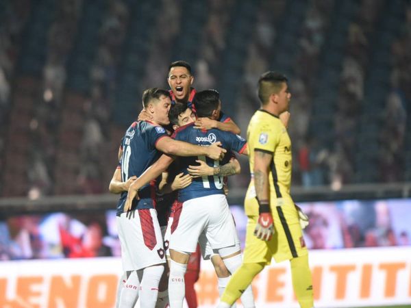 El pueblo está de fiesta: Cerro Porteño, histórico y fantástico campeón