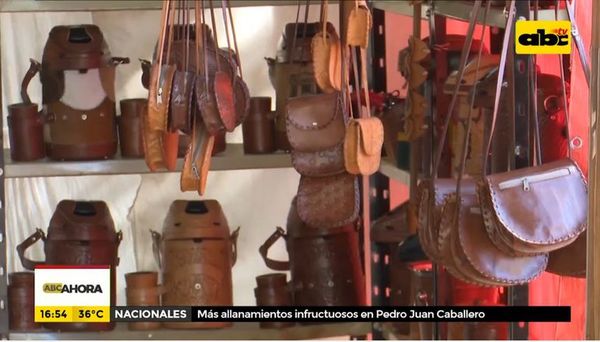 Expo Cuero oha’ãrõ umi turista Atyrápe ko ára guive - ABC Remiandu - ABC Color
