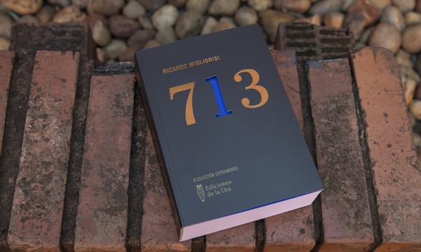 713: archivos inabarcables del sueño fugados del silencio