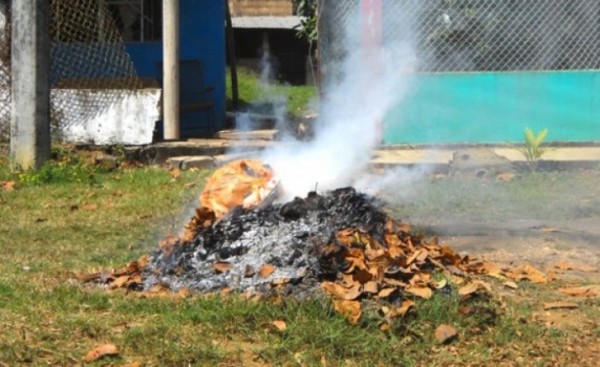 “Se les paga al pedo” a quienes deben multar a quemadores de basura