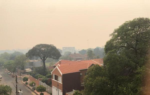 Incendios azotan al país y provocan un ambiente insalubre