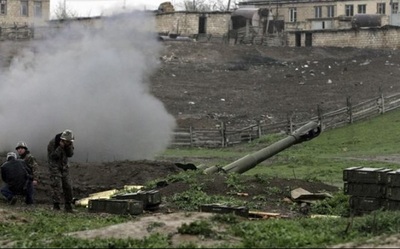 Azerbaiyán y Armenia intensifican el choque armado en la frontera
