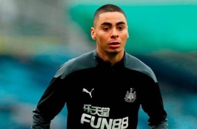 HOY / El Newcastle le arranca un punto al Tottenham de Mourinho