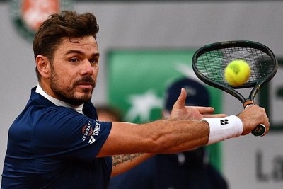 Wawrinka arrolla a Murray en la primera ronda de Roland Garros