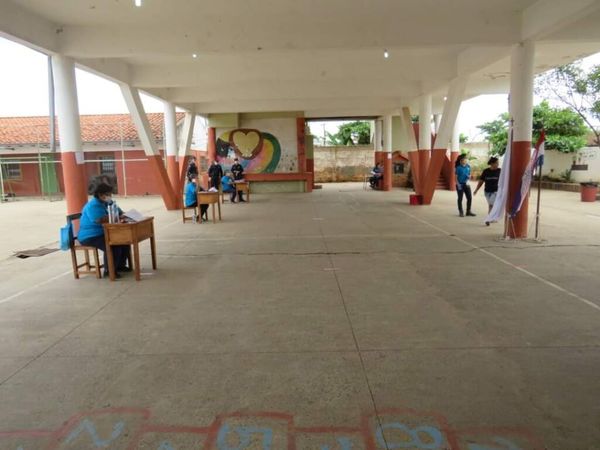 Escuelas albergarán a familias afectadas por los incendios en Cateura
