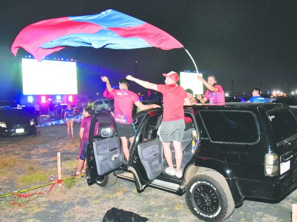 La autohinchada se juntó para alentar