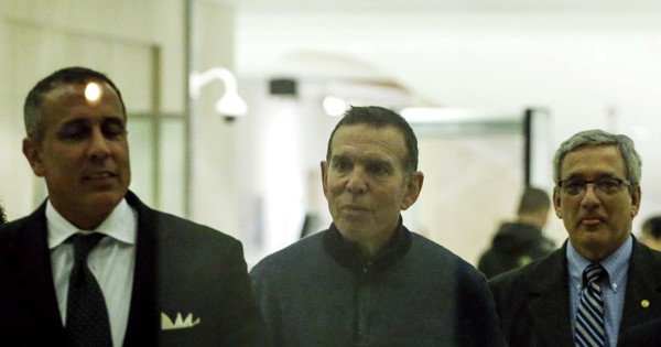 La Nación / Juan Ángel Napout comparte mensaje desde la prisión