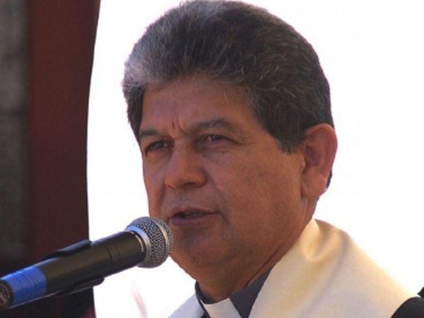 Monseñor Gavilán destaca la labor de Óscar Denis con los indígenas