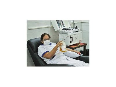 Aplican plasma de   recuperados de Covid-19 a  pacientes graves