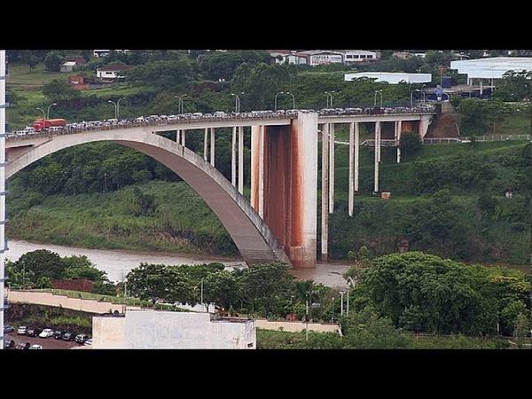 EL PUENTE DE LA AMISTAD AÚN NO TIENE FECHA DE REAPERTURA