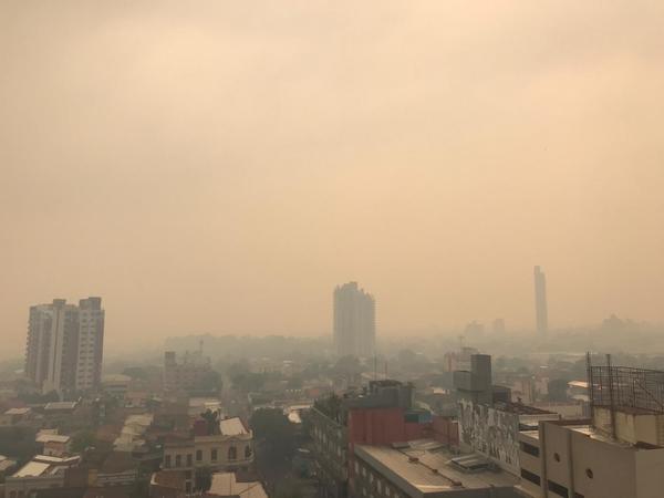 Dantesco: Al covid se le suma el humo de los incendios, lo que empeora la situación de los pacientes - ADN Paraguayo