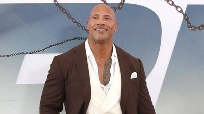 HOY / Dwayne "The Rock" Johnson anuncia que apoyará a Biden en las elecciones