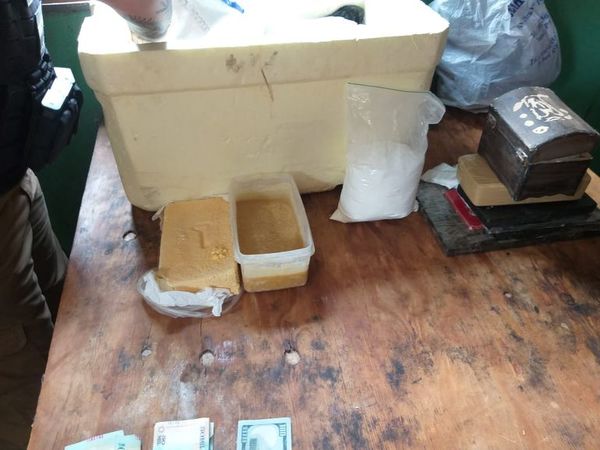 Desmantelan laboratorios donde se procesaba cocaína en Pedro Juan Caballero - Nacionales - ABC Color