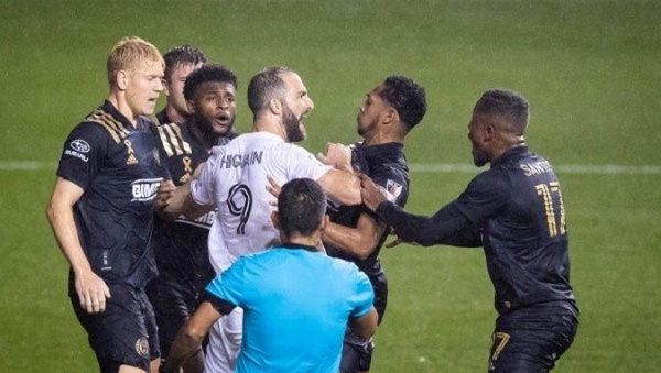 Debut amargo de Higuaín en la MLS » Ñanduti