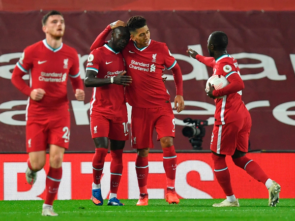 Liverpool frena al Arsenal en Anfield