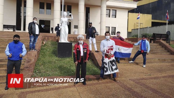 JUICIO CONTRA ROCCA SUSPENDIDO, LA ABOGADA SE HABRÍA SOMETIDO A PRUEBA DE COVID 19.