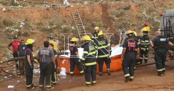 La Nación / Petropar se compromete a proveer de combustible a bomberos