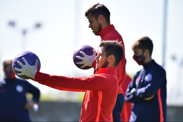 Ángel Romero vuelve a entrenar con el plantel en San Lorenzo - Fútbol - ABC Color