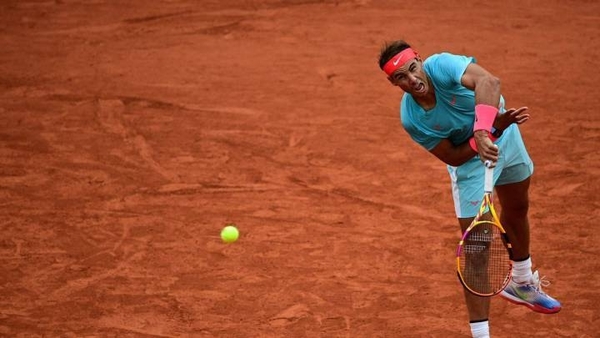 HOY / Nadal avanza con paso firme y Medvedev prolonga su maleficio en París