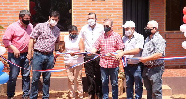 Inauguran viviendas sociales en territorio del Ministerio de Desarrollo Social - Noticiero Paraguay