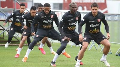 Perú inició sus preparativos mirando a la Albirroja