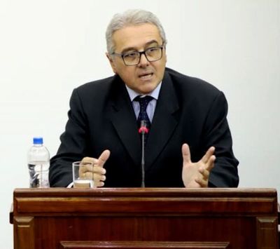 Reglamentar pérdida de investidura por ley es un “camino peligroso”, según abogado Casañas Levi - A La Gran 7-30 - ABC Color