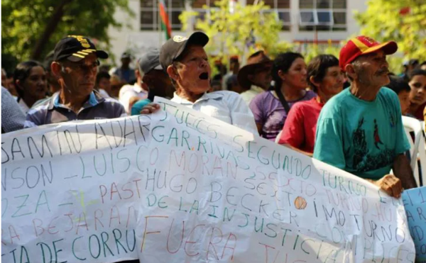 Campesinos de Barbero Cué aguardan firma del Gobierno paraguayo y el italiano para transferencia de tierras donadas » Ñanduti
