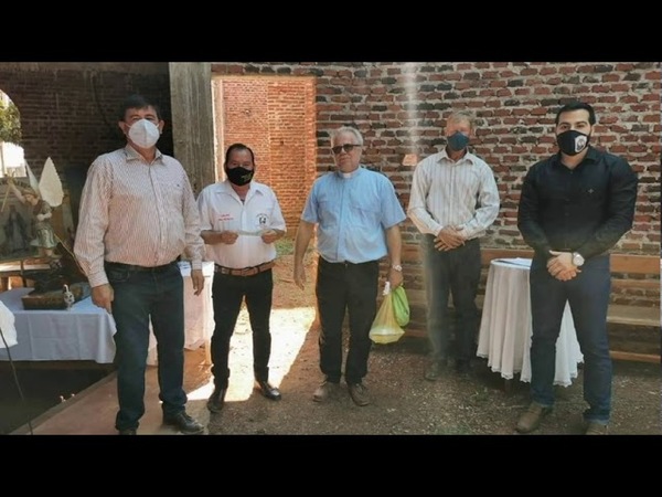 CONSEJO ECONÓMICO DE LA PARROQ. SAN MIGUEL ARCÁNGEL RECIBIÓ APORTE DE LA GOBERNACIÓN DE ITAPÚA
