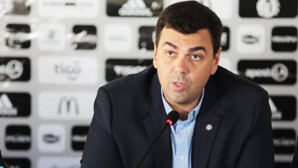 Trovato entrega el mando