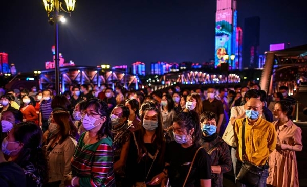 HOY / Wuhan, epicentro del covid-19, deja atrás el virus que causó un millón de muertos