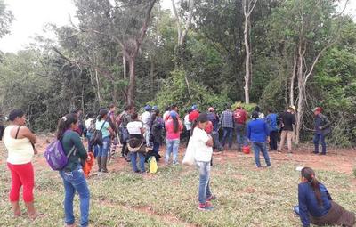 Miembros de Pãi Tavyterã volvieron a ingresar al monte en busca de Oscar Denis