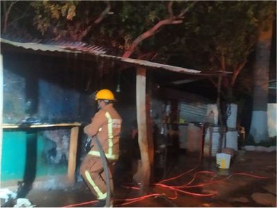 Denuncian incendio intencional del depósito de un comedor para niños