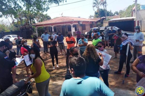 Más de mil familias sin agua en Isla Bogado •