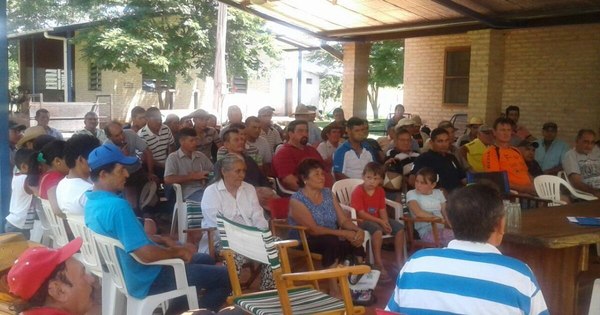 La Nación / Barbero Cué: campesinos aguardan firma entre los gobiernos de Paraguay e Italia