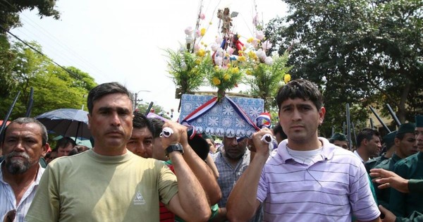 La Nación / Católicos conmemoran hoy a los arcángeles San Miguel, San Gabriel y San Rafael