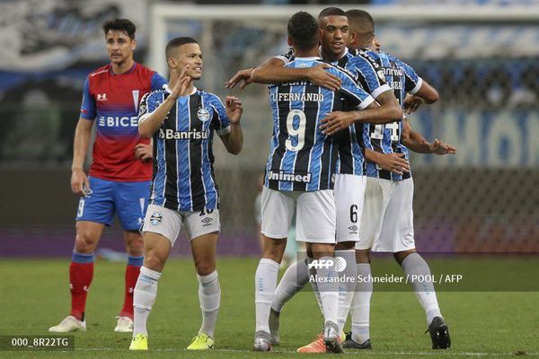 Gremio camina hacia octavos de Libertadores - Fútbol - ABC Color