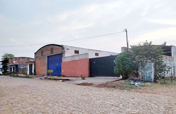 Empresa que figura en MUVH con mayor cantidad de casas niega tener contratos - Nacionales - ABC Color