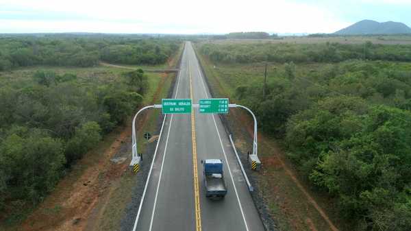 En veinticinco meses, se inauguraron 1.687,83 km de nuevos asfaltados - El Trueno