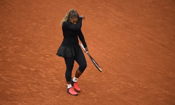 Serena Williams se retira del Roland Garros debido a una lesión