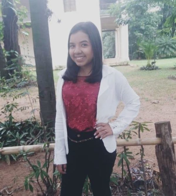 Buscan desesperados a menor de 17 años desaparecida