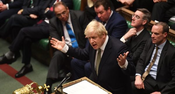 Brexit: el Parlamento británico dio media sanción al polémico proyecto
