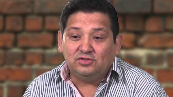 Nelson Aguilera y una "guerra de religiones"