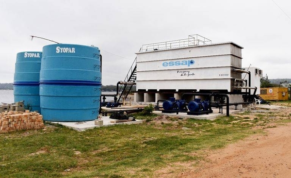 HOY / Essap presentó proyectos para abastecer servicio de agua en San Bernardino