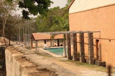 Essap tapona más conexiones clandestinas en San Bernardino - Nacionales - ABC Color