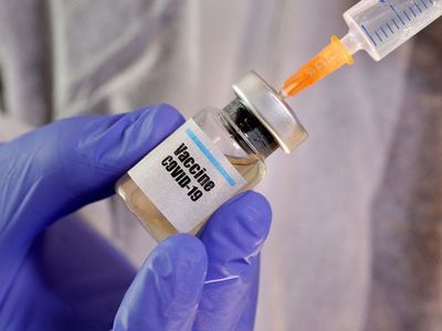 Autorizan un anticipo de USD 6 millones para adquirir vacunas para coronavirus